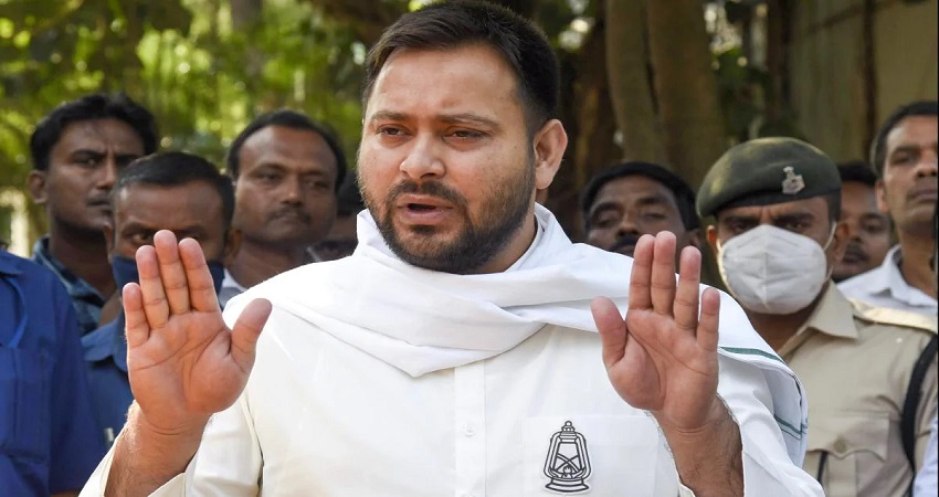 तेजस्वी को अभी भी सरकार बनने की उम्मीद, NDA में फूट की कर रहे इंतजार तेजस्वी को अभी भी सरकार बनने की उम्मीद, NDA में फूट की कर रहे इंतजार